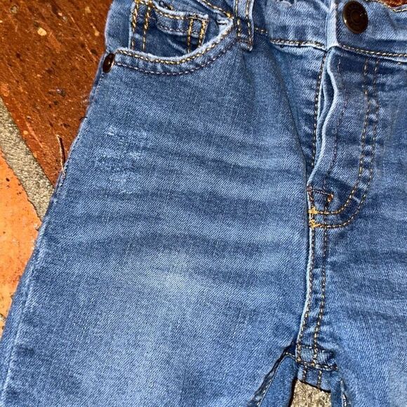 7 for All Mankind Jeans - Picture 4 of 7